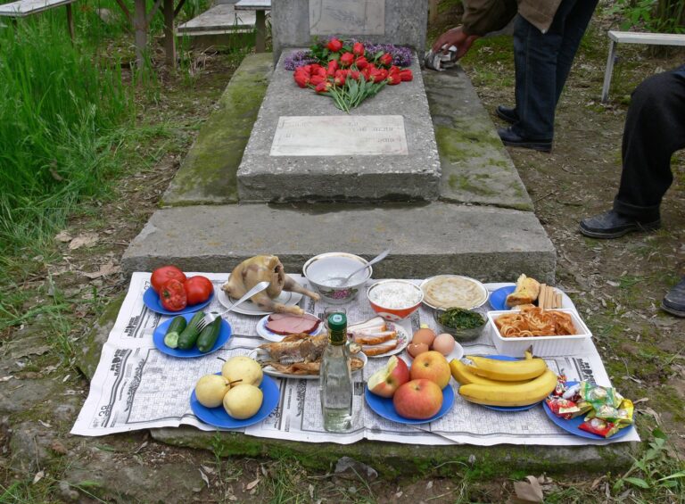 Суеверия, свързани с покойниците
